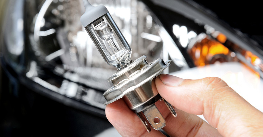 Hill International Trucks How to Replace Headlamps