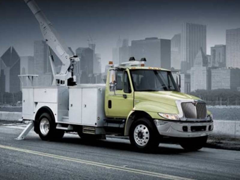 International Trucks now offering 4-Year Medium-Duty Truck Powertrain Warranty